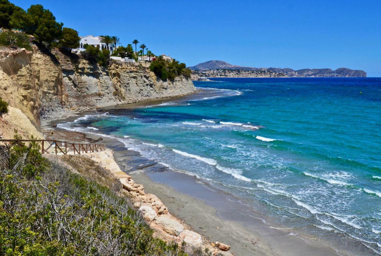 Calalga Сasa Frente A La Playa Con Piscina Privada Calpe Exterior foto