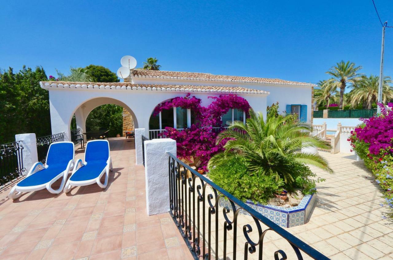 Calalga Сasa Frente A La Playa Con Piscina Privada Calpe Exterior foto