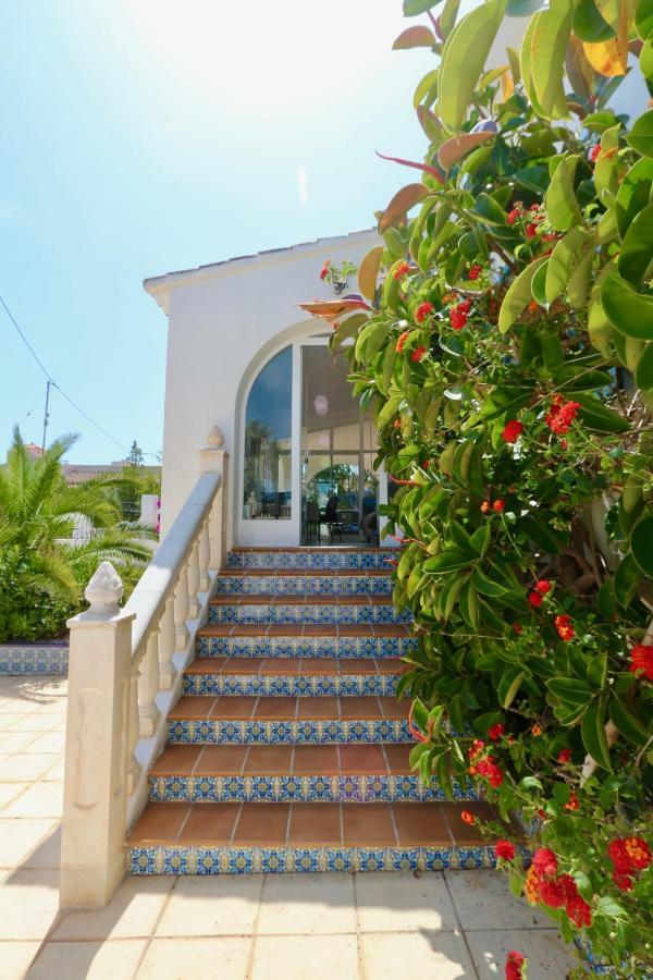 Calalga Сasa Frente A La Playa Con Piscina Privada Calpe Exterior foto