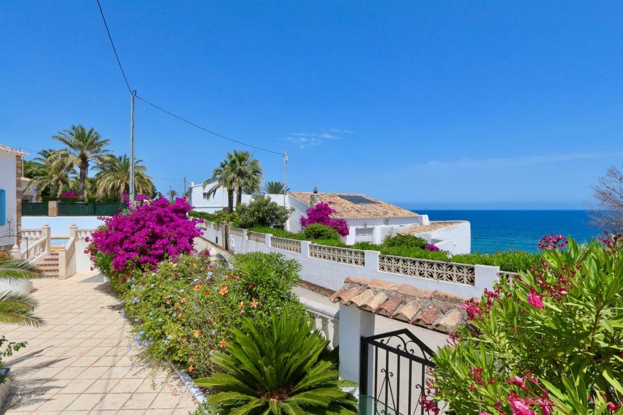 Calalga Сasa Frente A La Playa Con Piscina Privada Calpe Exterior foto