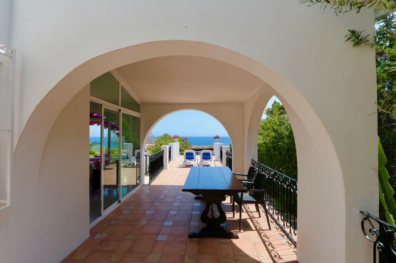 Calalga Сasa Frente A La Playa Con Piscina Privada Calpe Exterior foto