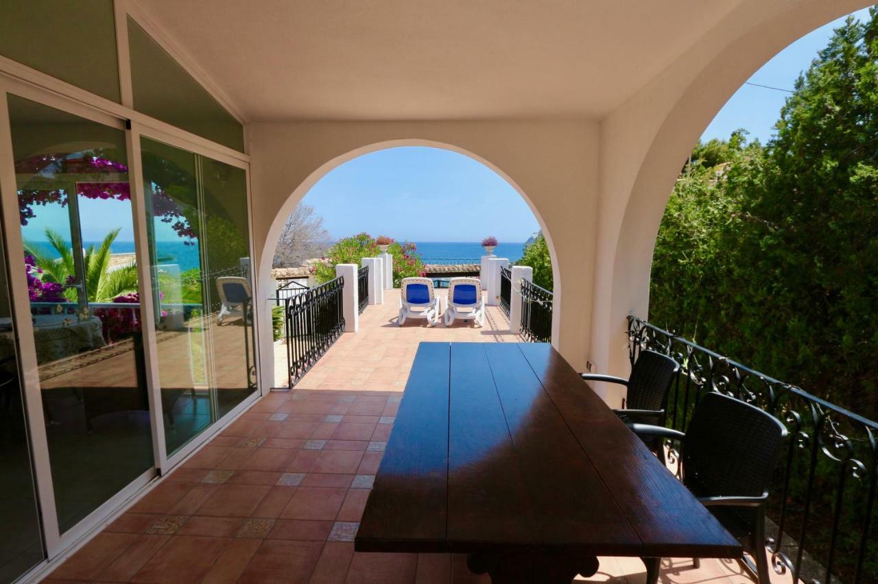 Calalga Сasa Frente A La Playa Con Piscina Privada Calpe Exterior foto